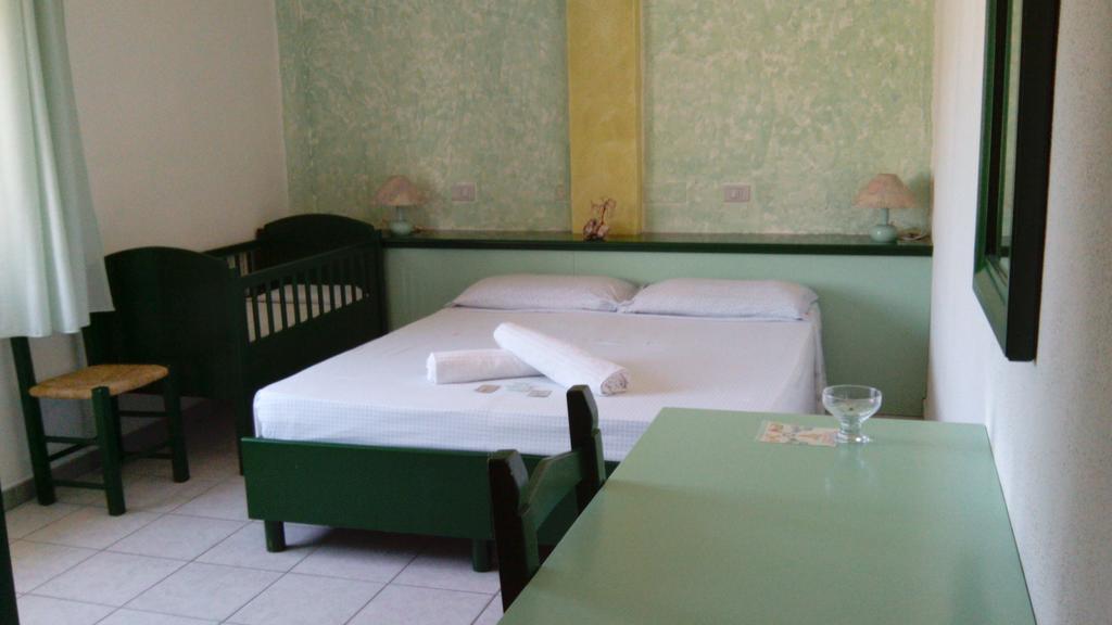S'Ustiarvu- Nuova Gestione Hotel กาลา ลีเบรอตโต ภายนอก รูปภาพ