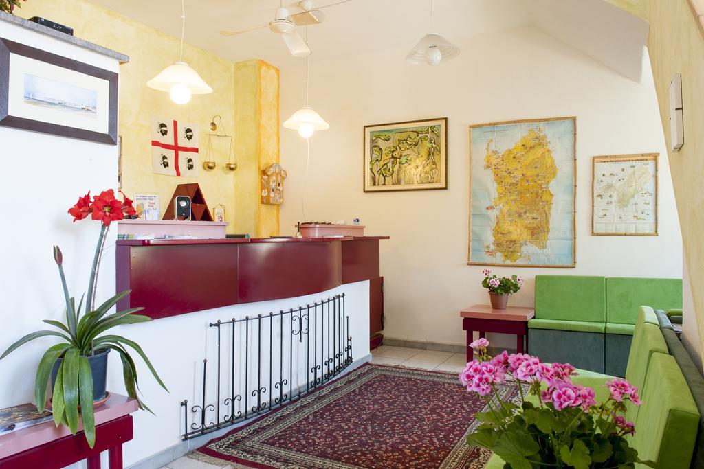 S'Ustiarvu- Nuova Gestione Hotel กาลา ลีเบรอตโต ภายนอก รูปภาพ