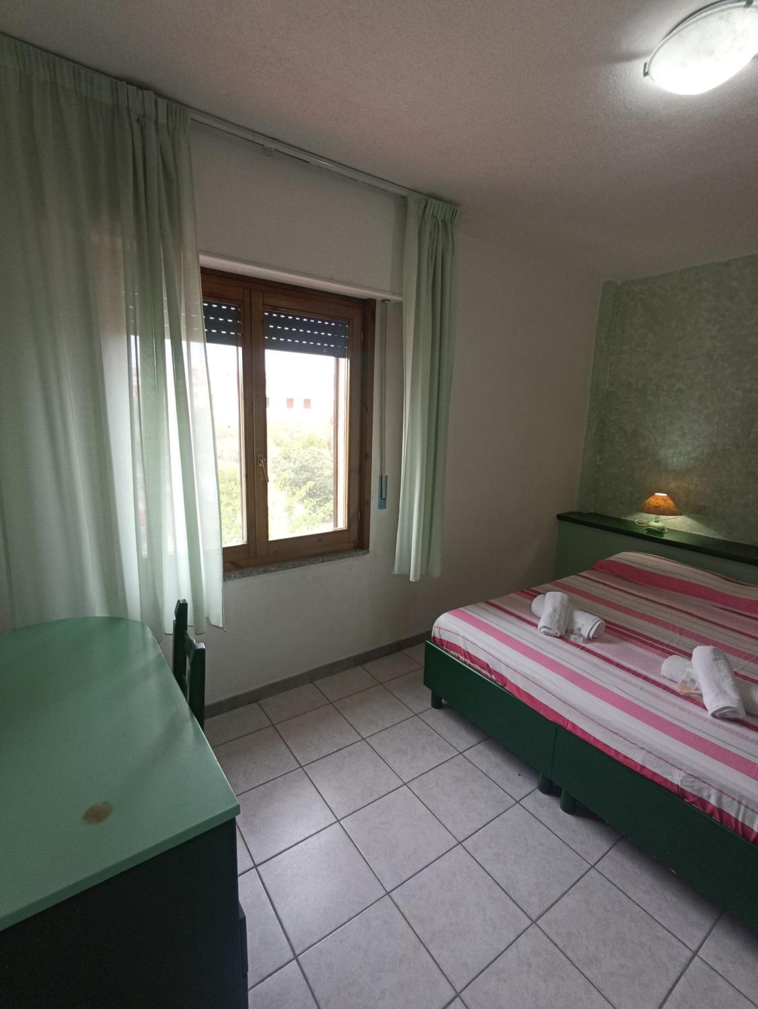 S'Ustiarvu- Nuova Gestione Hotel กาลา ลีเบรอตโต ภายนอก รูปภาพ