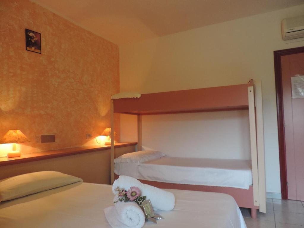 S'Ustiarvu- Nuova Gestione Hotel กาลา ลีเบรอตโต ห้อง รูปภาพ